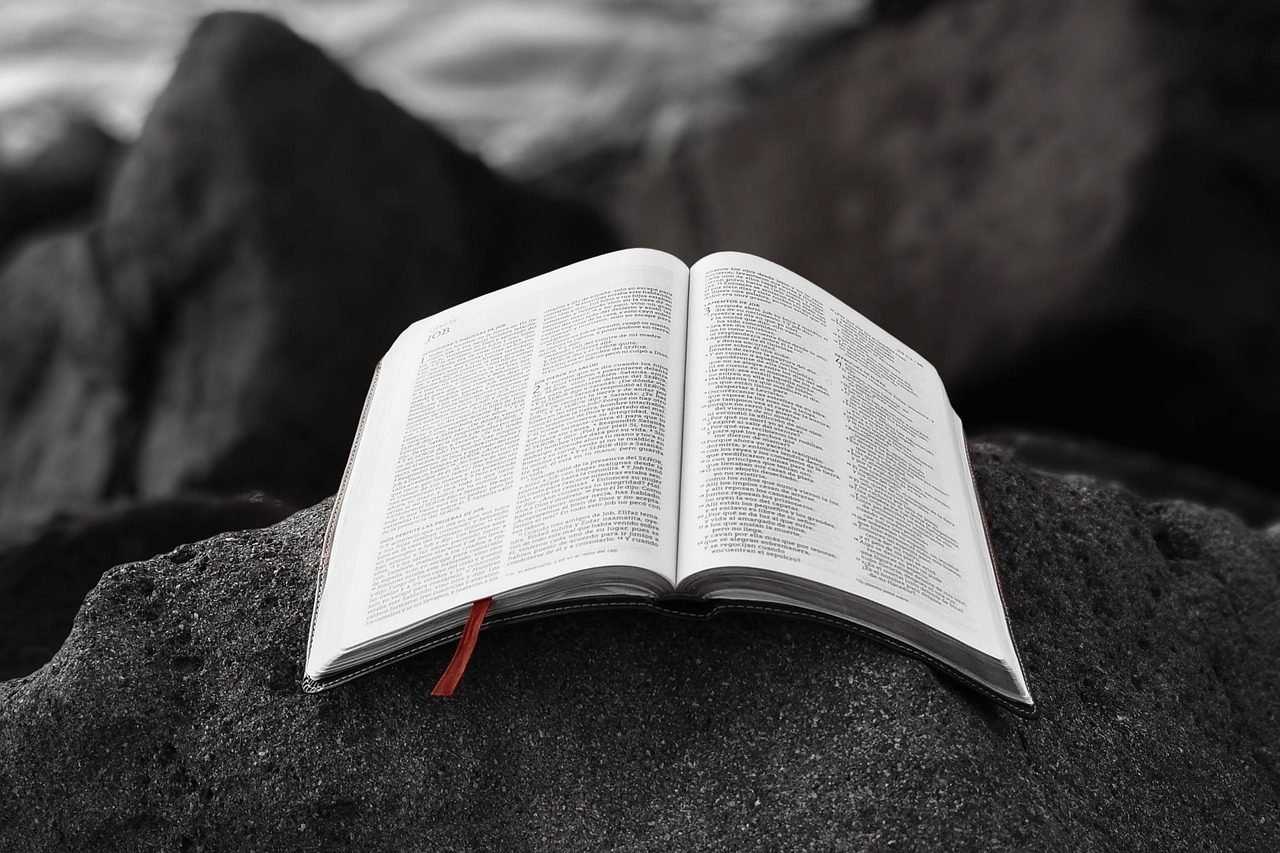 GAINING STRENGTH FROM THE BIBLE