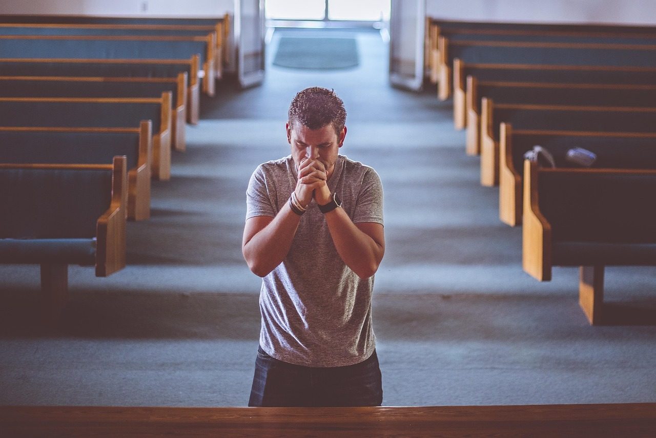 PRAYING WITH PASSION